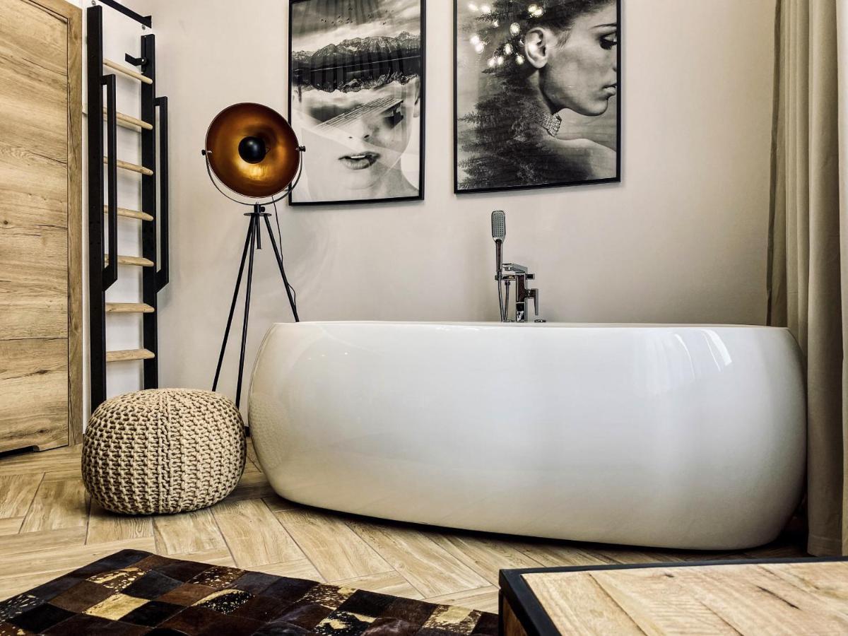 Apartment Premium Jacuzzi For Couples, Old Town Krakow Ngoại thất bức ảnh
